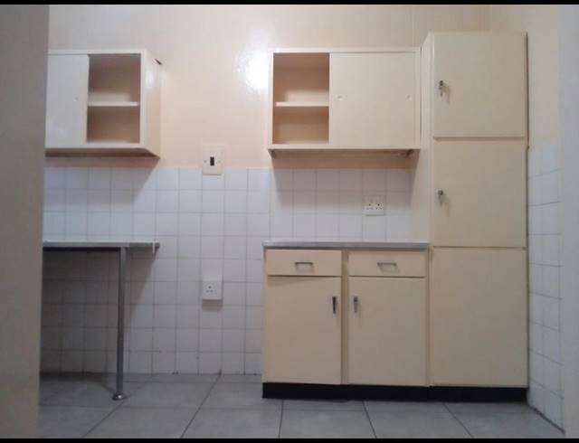 2 BEDROOM PROPERTY TO RENT IN FLORIDA PARK